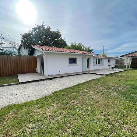 Maisonnette Avec Jardin A Ares Villa Exterior photo